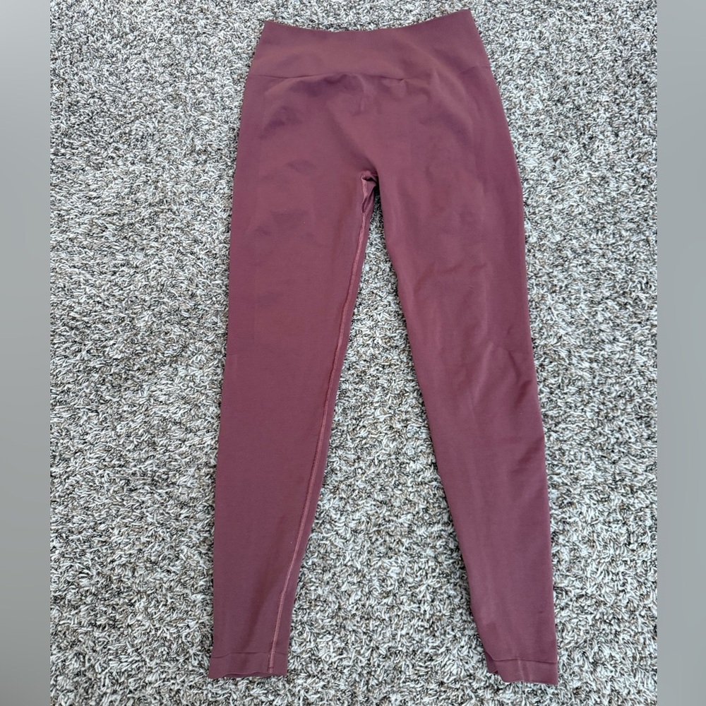 Alphalete Seamless Leggings - Picture 2 of 8